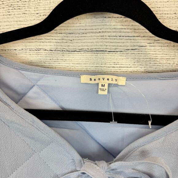 Baevely Women's Light Blue Quilted Tie Front Jacket Size Medium - Picture 4 of 8